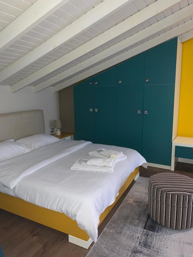 Guest House People Корча Экстерьер фото