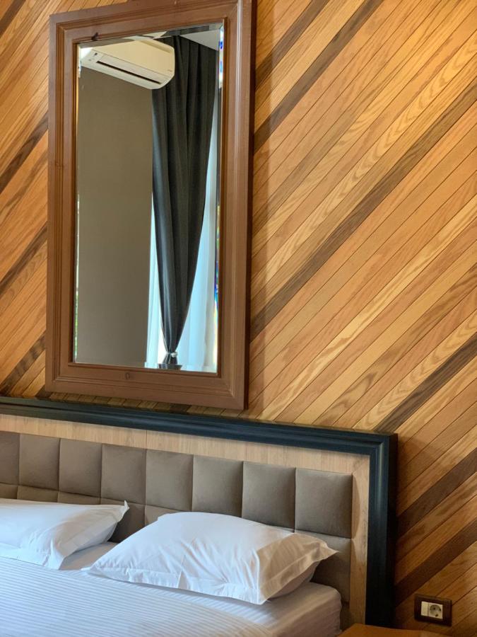 Guest House People Корча Экстерьер фото